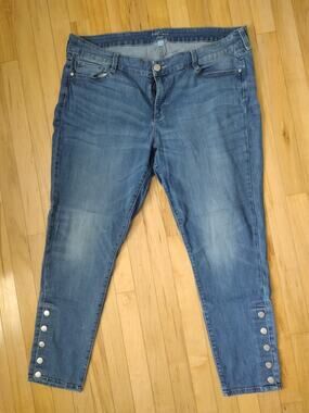 Boutique Plus Womens Plus Size 22W Skinny Jeans Blue Denim Ankle Button Detail